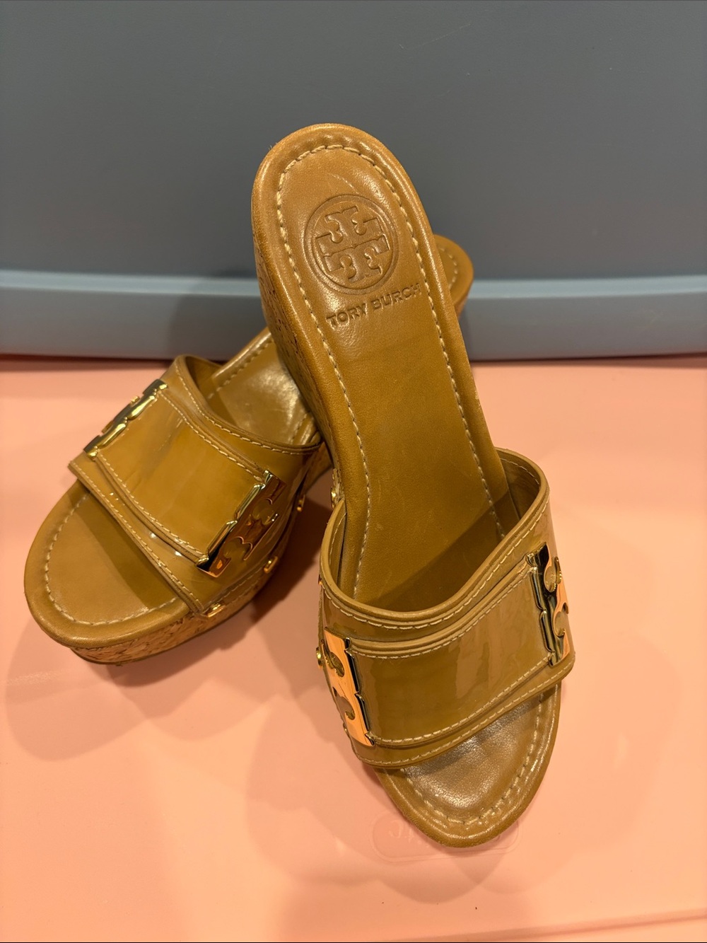 Tory Burch Tan Patent Slide Mules with Gold Logo size 7